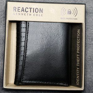 Kenneth Cole Reaction Wallet